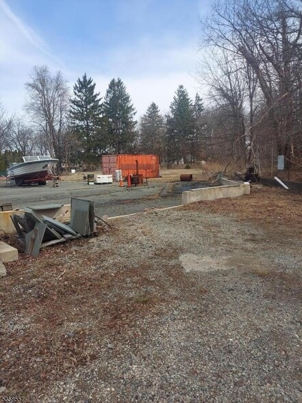 More Photos Of 16 Flanders Rd, Netcong Specialty For Sale