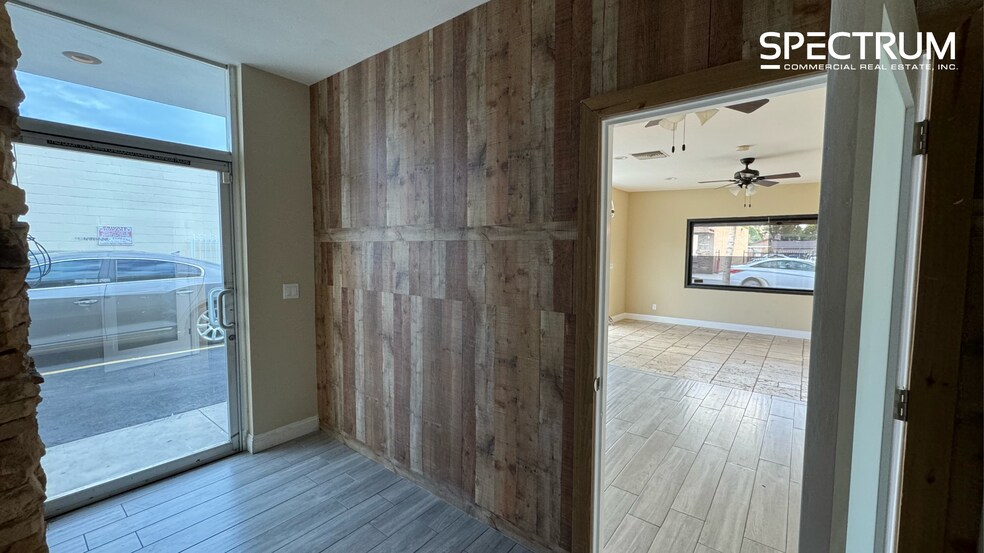 More Photos Of 411-413 N Maclay Ave, San Fernando Office For Lease