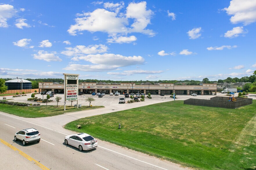More Photos Of 21612-21650 Aldine Westfield Rd, Humble General Retail For Sale
