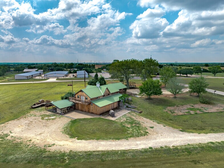 More Photos Of 1441 Salem Rd, Brenham Specialty For Sale