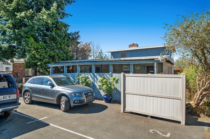 Primary Photo Of 318 3rd Ave S, Edmonds Apartments For Sale