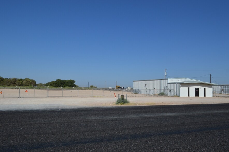 More Photos Of 5508 S FM 1788, Midland Warehouse For Sale