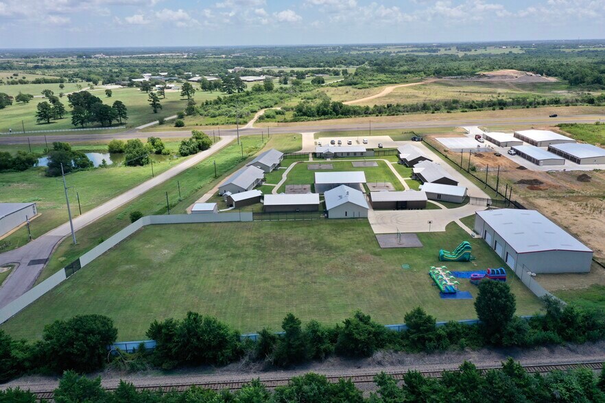 More Photos Of 4150 Highway 36 S, Brenham Shelter For Sale