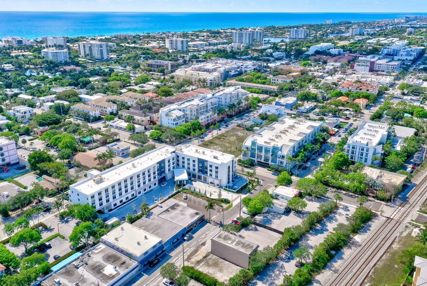 More Photos Of 234 NE 4th Ave, Delray Beach Warehouse For Sale