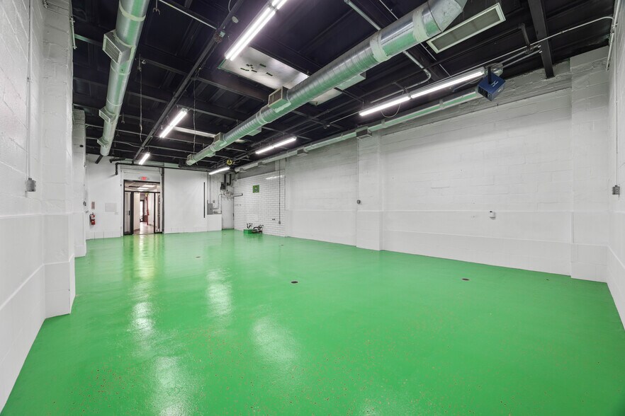 More Photos Of 45-44 Vernon Blvd, Long Island City Apartments For Lease