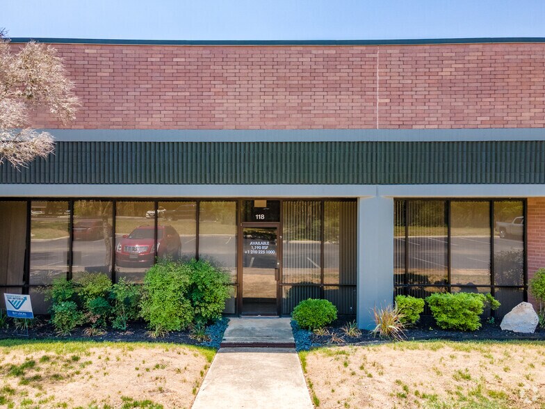 More Photos Of 12000 Network Blvd, San Antonio Unknown For Lease