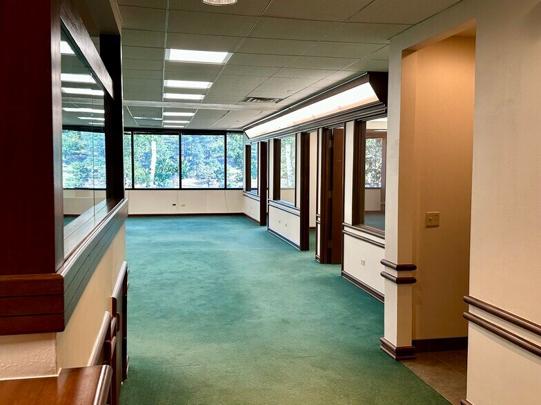 More Photos Of 25548 Genesee Trail Rd, Golden Office For Lease