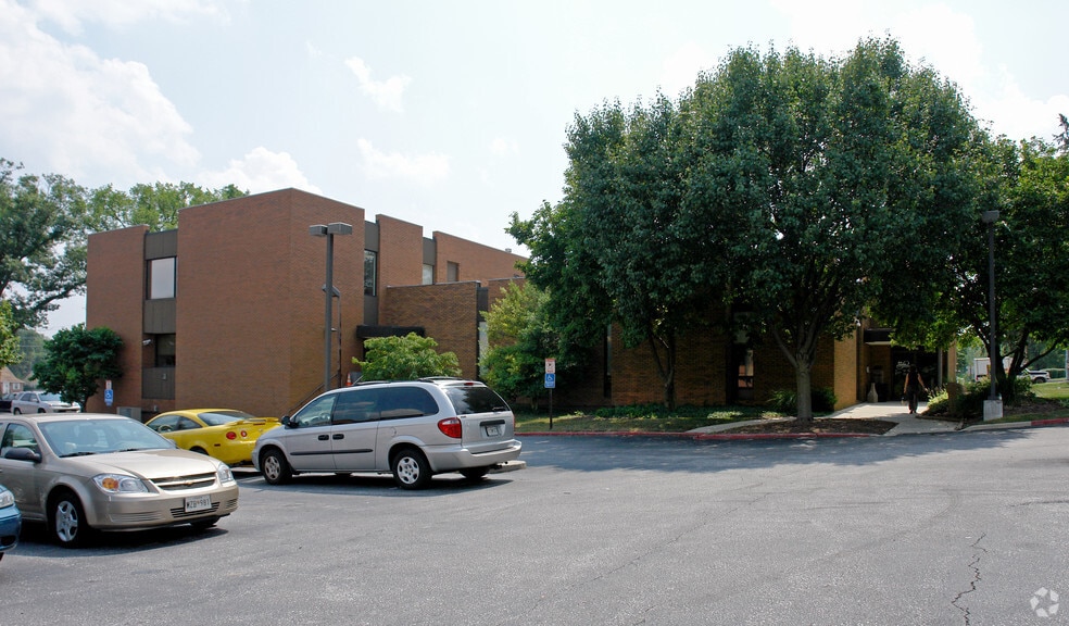 More Photos Of 1215 York Rd, Lutherville Timonium Medical For Lease