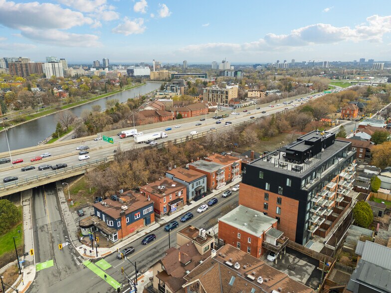 More Photos Of 221 Echo Dr, Ottawa Restaurant For Sale