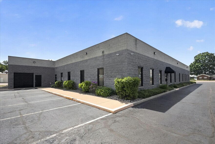 More Photos Of 245 W Johnson Rd, La Porte Office For Sale