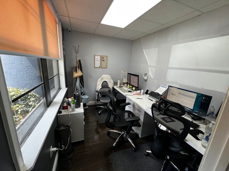 More Photos Of 13500 SW 88th St, Miami Medical For Sale