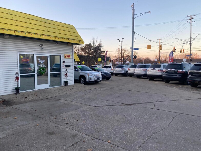 2104 Portage St, Kalamazoo, MI 49001 Auto Dealership For Sale