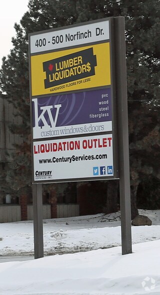 More Photos Of 400 Norfinch Dr, Toronto Warehouse For Lease