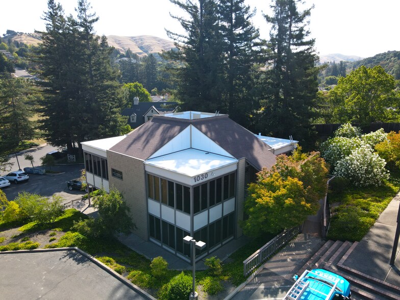 More Photos Of 1030 Country Club Dr, Moraga Medical For Lease