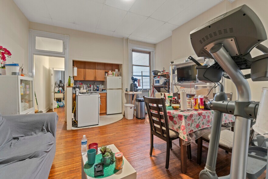 More Photos Of , Baltimore Multifamily For Sale