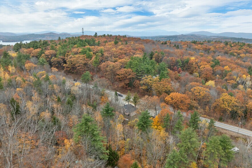 More Photos Of 136 Daniel Webster Hwy, Meredith General Retail For Sale