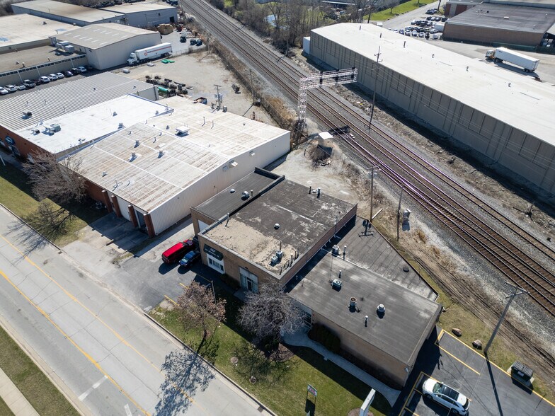 More Photos Of 4135 W 123rd St, Alsip Warehouse For Lease
