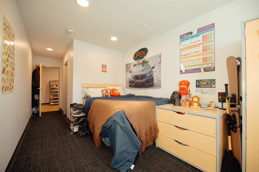 More Photos Of 408 Fairview St, Houghton Apartments For Sale