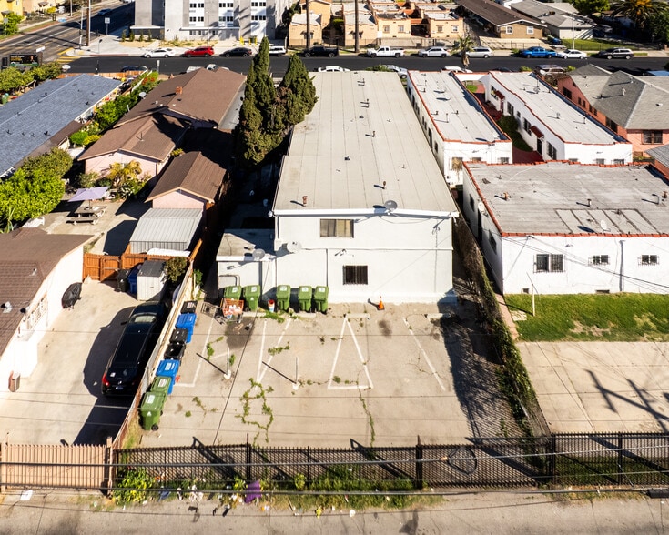 More Photos Of 732 W 76th St, Los Angeles Apartments For Sale
