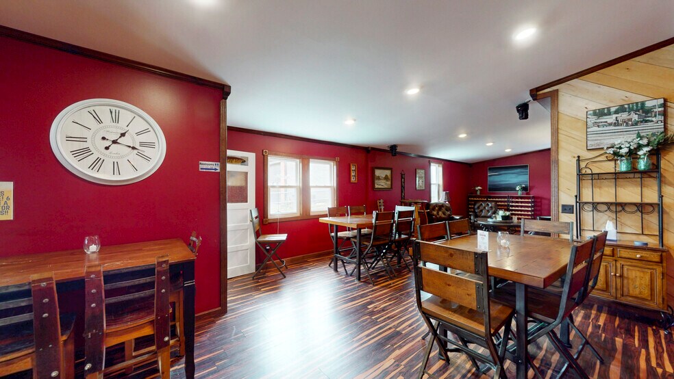 More Photos Of 54 Pulteney St, Hammondsport Restaurant For Sale