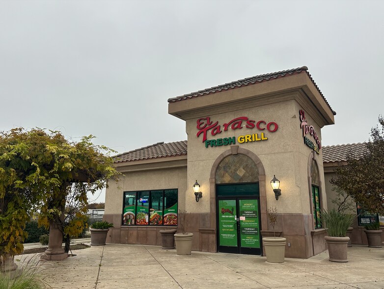 Primary Photo Of 1330 N Plaza Dr, Visalia Freestanding For Lease