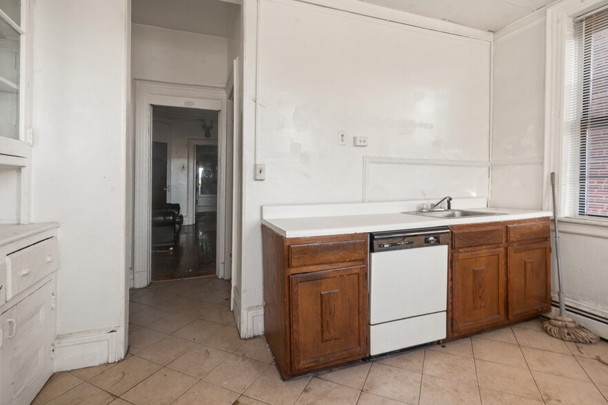 More Photos Of 69 Hague St, Jersey City Apartments For Sale