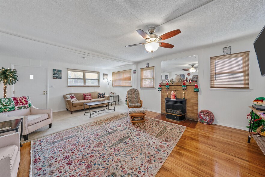 More Photos Of , Maryville Unknown For Sale