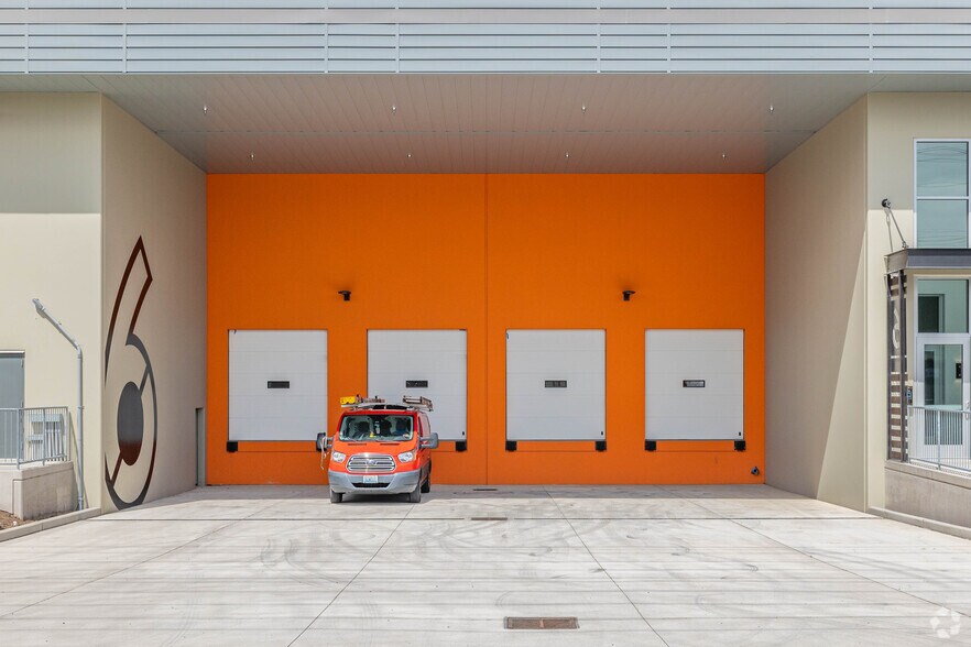 More Photos Of 3847 1st Ave S, Seattle Warehouse For Lease