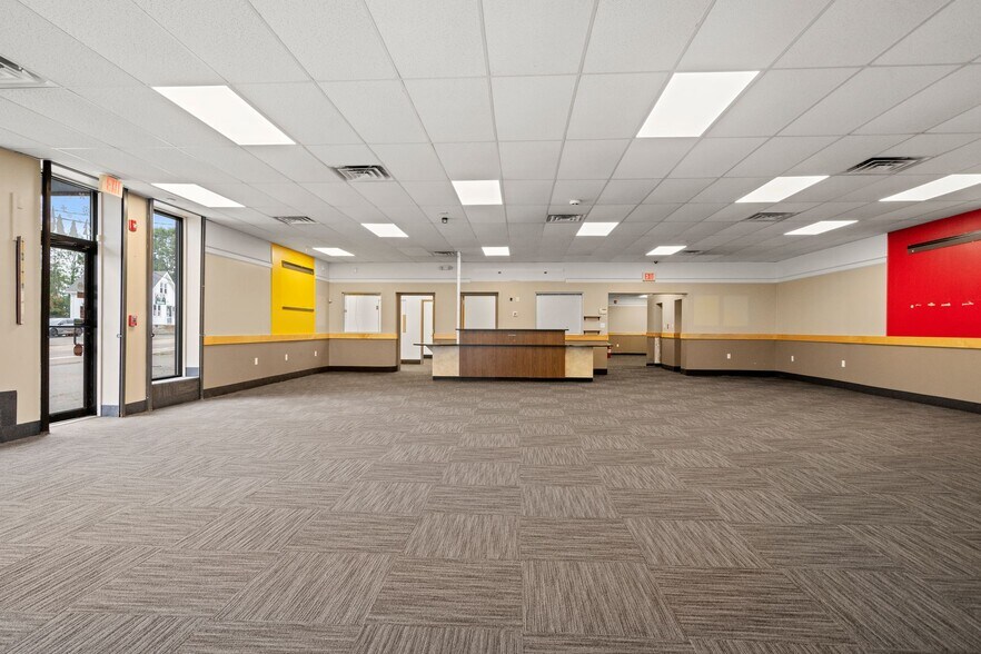 More Photos Of 628 Belmont St, Brockton Freestanding For Lease