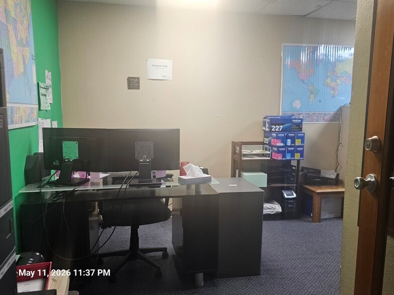 More Photos Of 1720 S Edmonds Ln, Lewisville Office For Lease