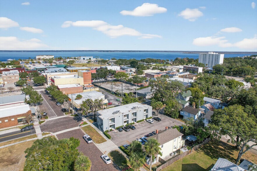 More Photos Of 203 E 3rd St, Sanford Office For Sale