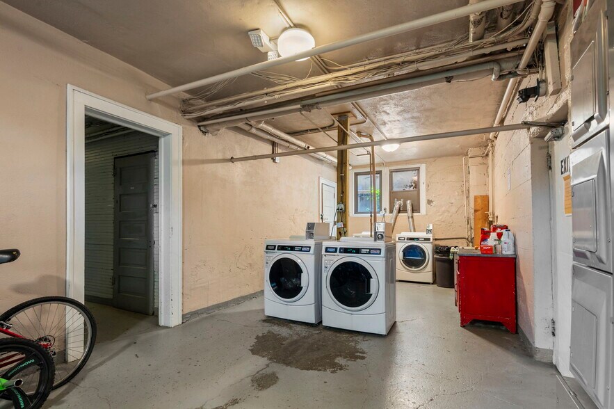 More Photos Of , Minneapolis Multifamily For Sale