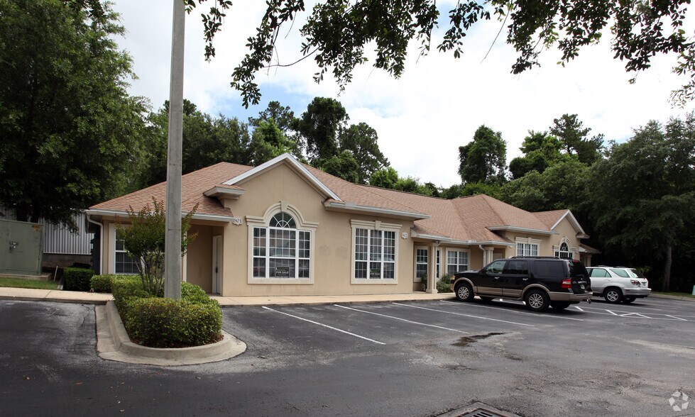 More Photos Of 12627 San Jose Blvd, Jacksonville Medical For Lease