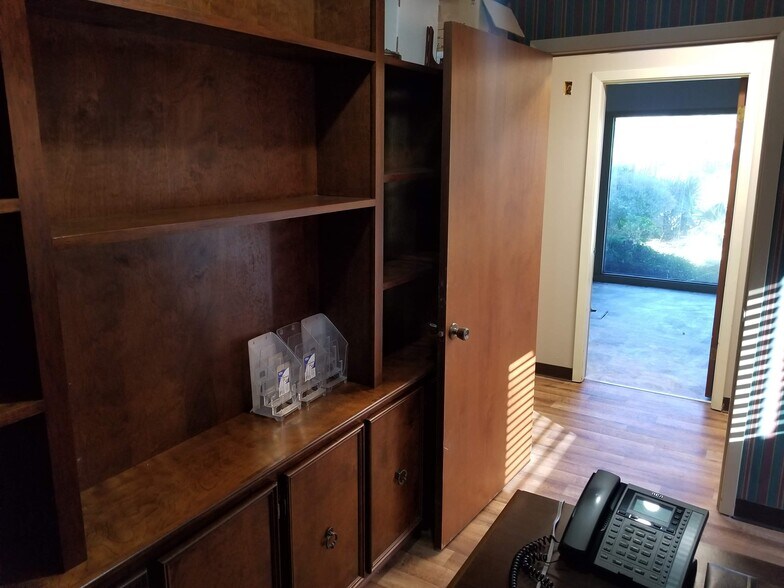 More Photos Of 4001 Louisiana Ave, Lake Charles Office For Lease