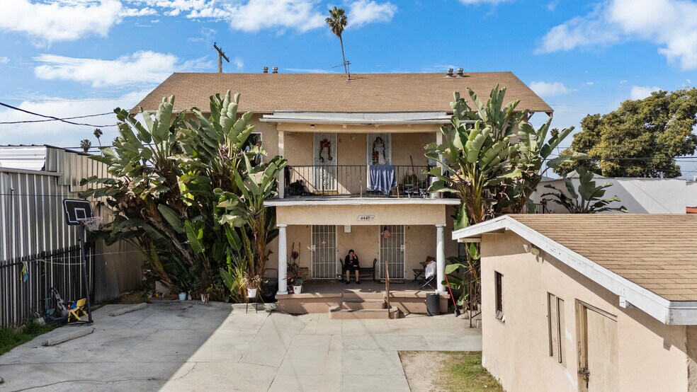More Photos Of 4441 Avalon Blvd, Los Angeles Apartments For Sale