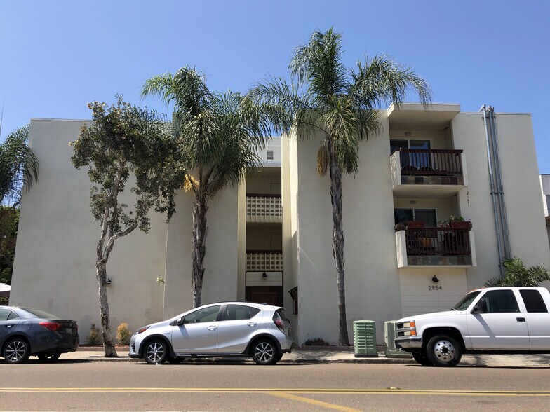 More Photos Of 2954-2958 Mission Blvd, San Diego Apartments For Sale