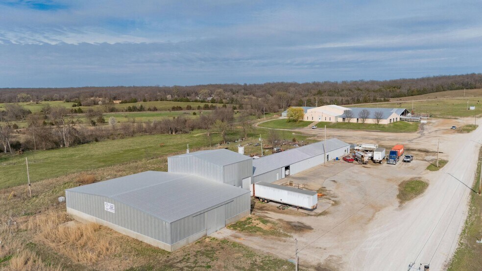More Photos Of 9705 SE 1300th Rd, Humansville Industrial For Sale