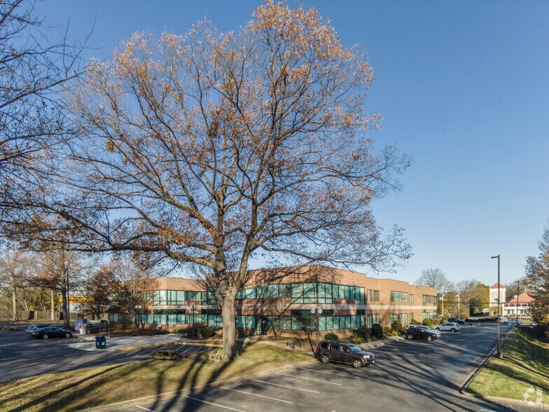 More Photos Of 133 Defense Hwy, Annapolis Medical For Lease