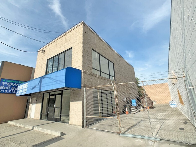 Primary Photo Of 935 N Vignes St, Los Angeles Auto Dealership For Lease