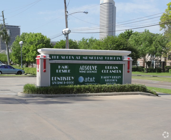 More Photos Of 920 Studemont St, Houston General Retail For Sale