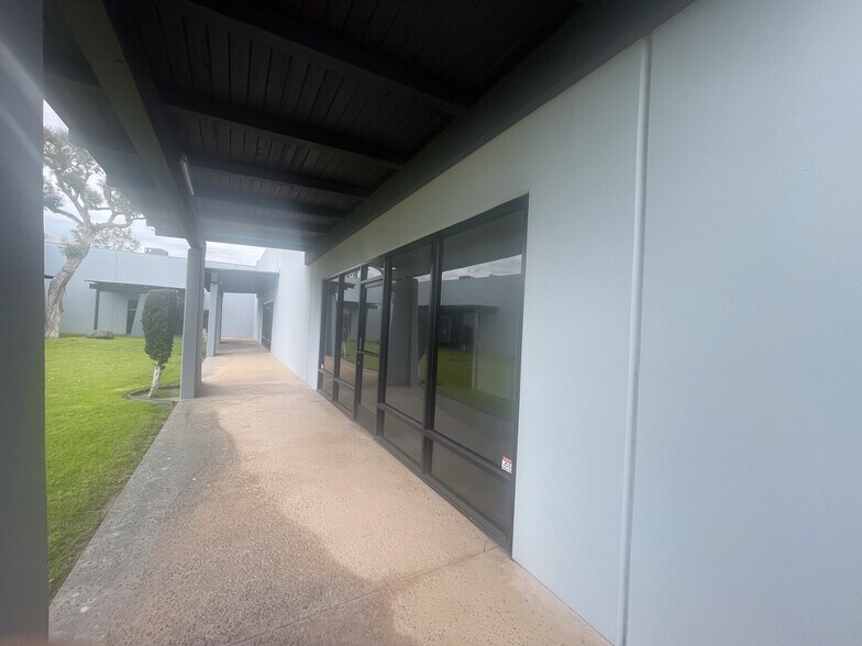 More Photos Of 1401 E Ball Rd, Anaheim Manufacturing For Lease