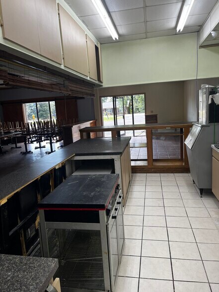 More Photos Of 4275 Camden Hwy, Dalzell Restaurant For Sale