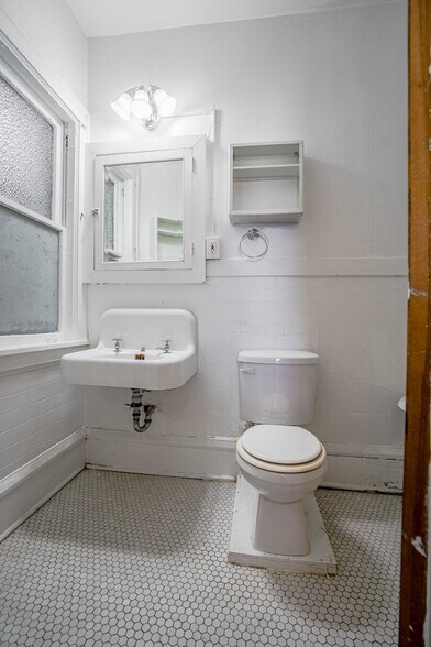 More Photos Of 990 Grand Ave, Saint Paul Apartments For Sale