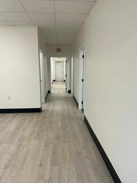 More Photos Of 312 Prosperity Dr, Knoxville Medical For Lease