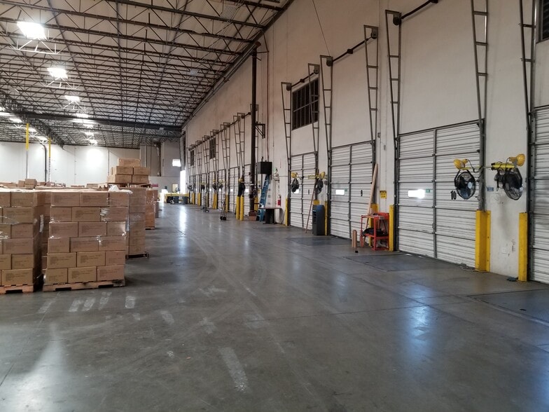 More Photos Of 13500 Marlay Ave, Fontana Warehouse For Lease