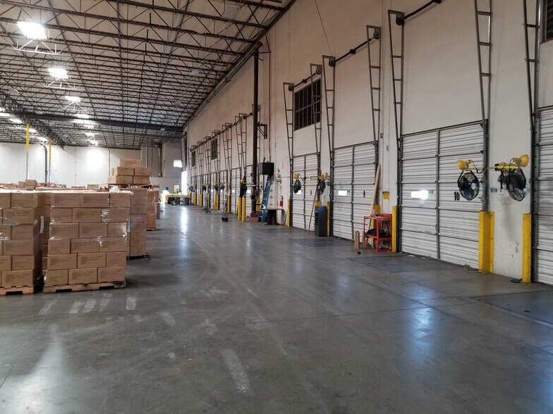 More Photos Of 13500 Marlay Ave, Fontana Warehouse For Lease