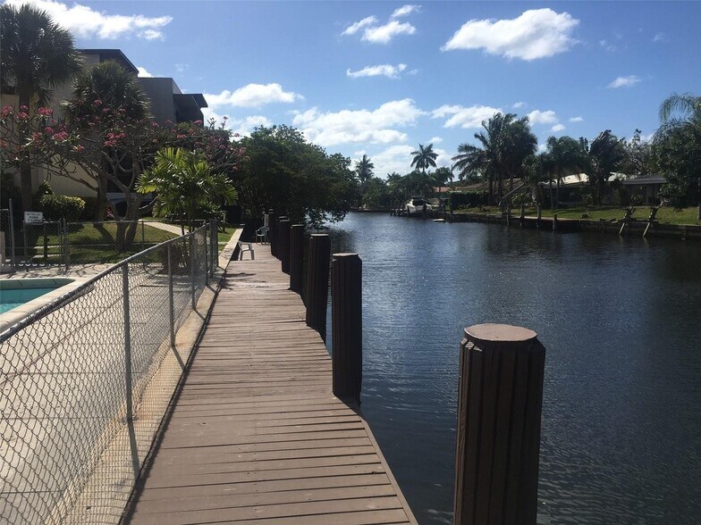 More Photos Of 400 E Atlantic Blvd, Pompano Beach Land For Sale