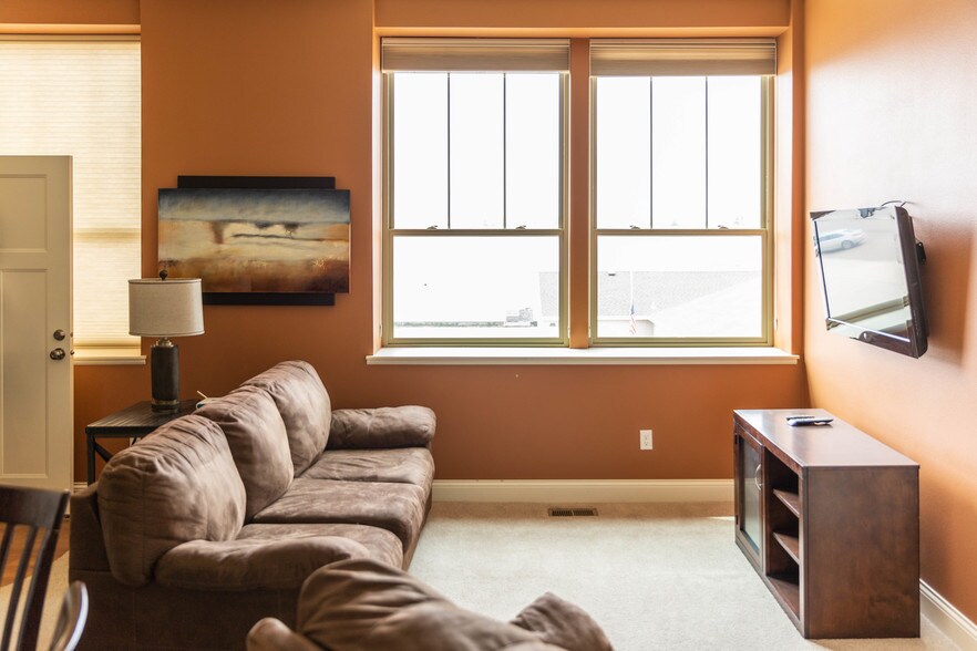 More Photos Of 11 S Main St S, Crosby Apartments For Sale