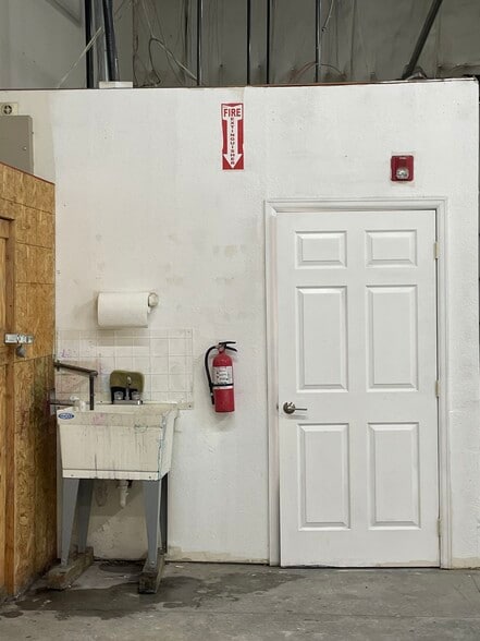 More Photos Of 7223 W 118th Pl, Broomfield Light Distribution For Lease