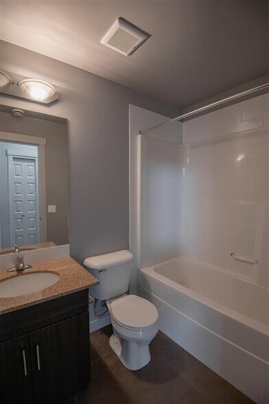 More Photos Of 8140 102 St NW, Edmonton Apartments For Lease